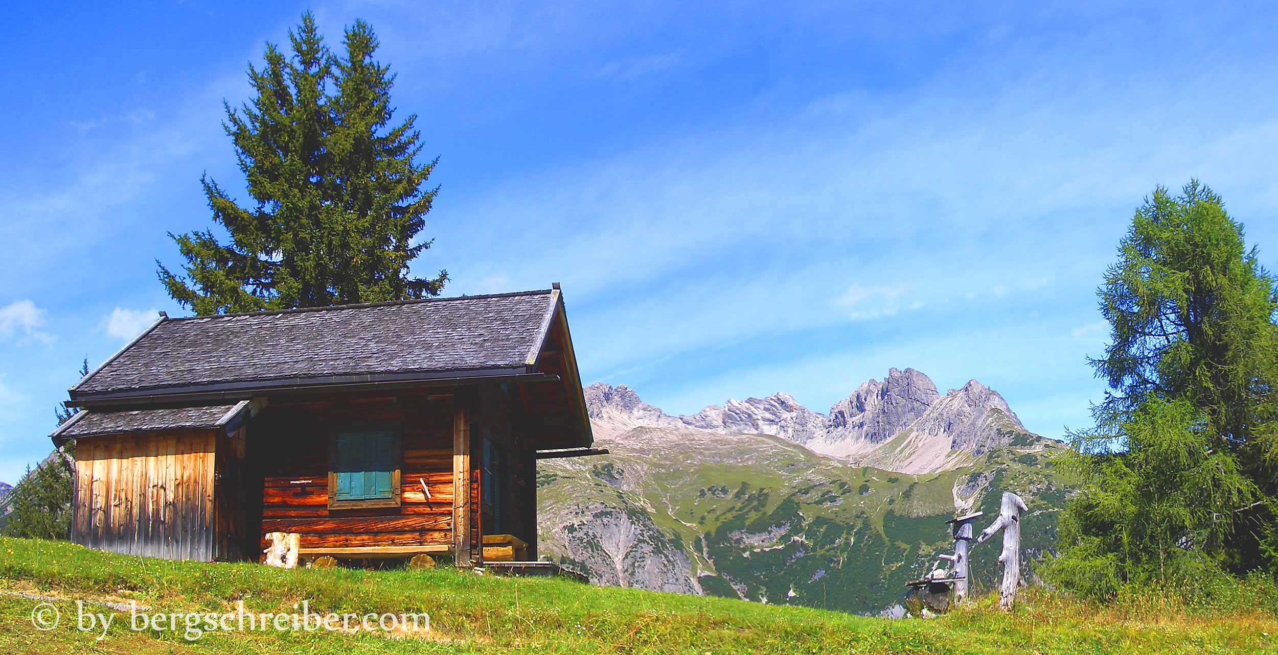 Hütte in den Allgäuer Alpen am "Lechtaler Panoramaweg"