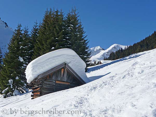Raaz-Alpe Schneeschuhtour