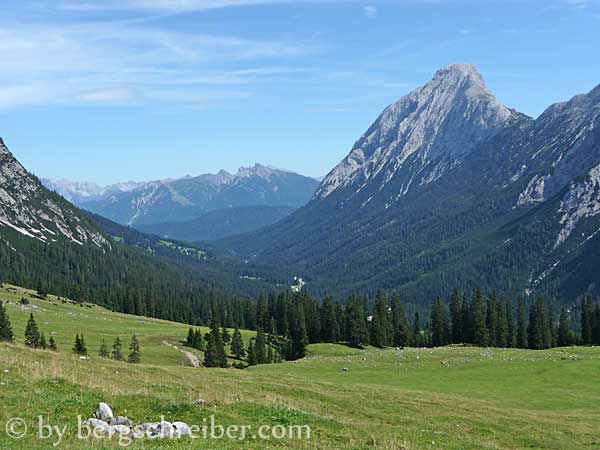 Gaistal, Hohe Munde und das Karwendelgebirge
