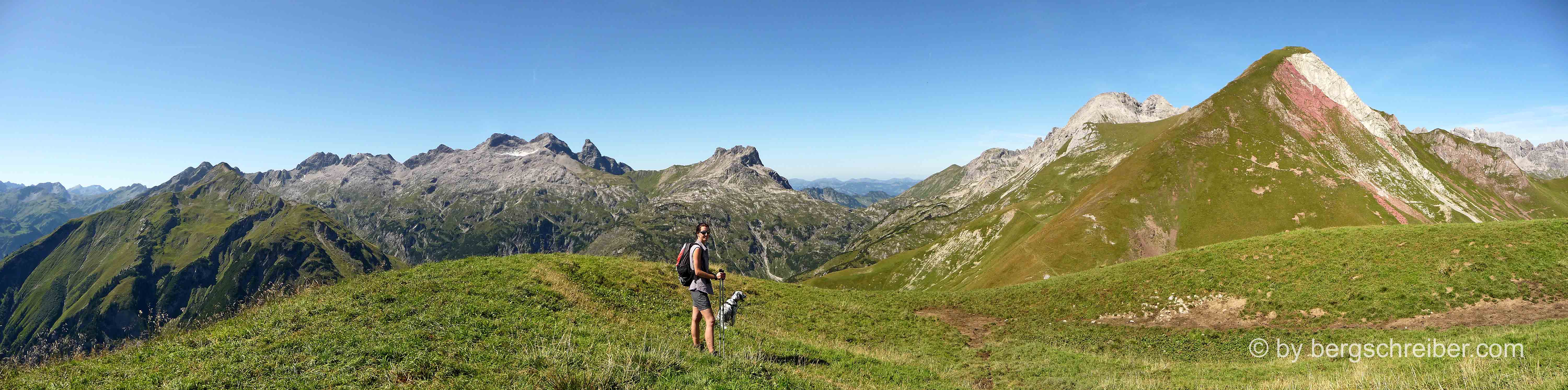 Allgäuer Alpen: Links der Allgäuer Hauptkamm, rechts die Rothornspitze