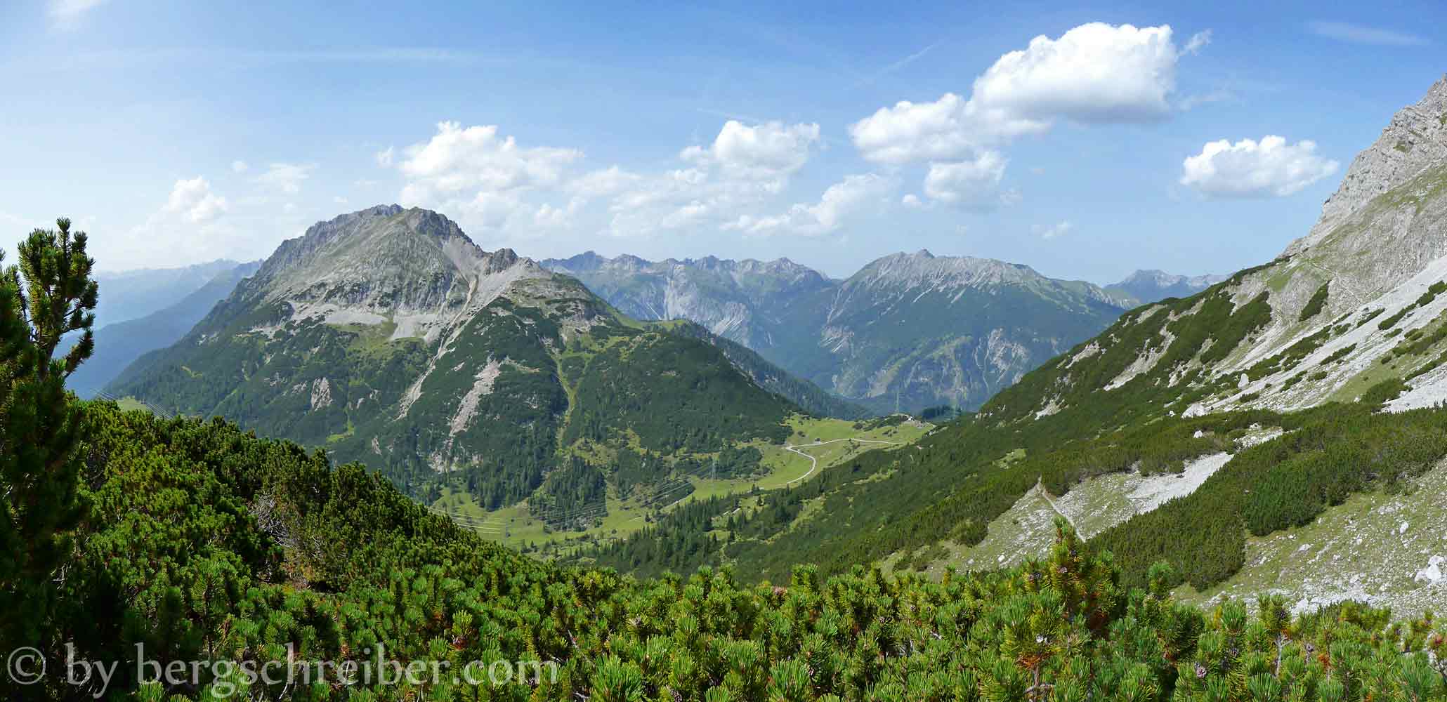 Marienbergjoch, Handschuhspitze und Lechtaler Alpen