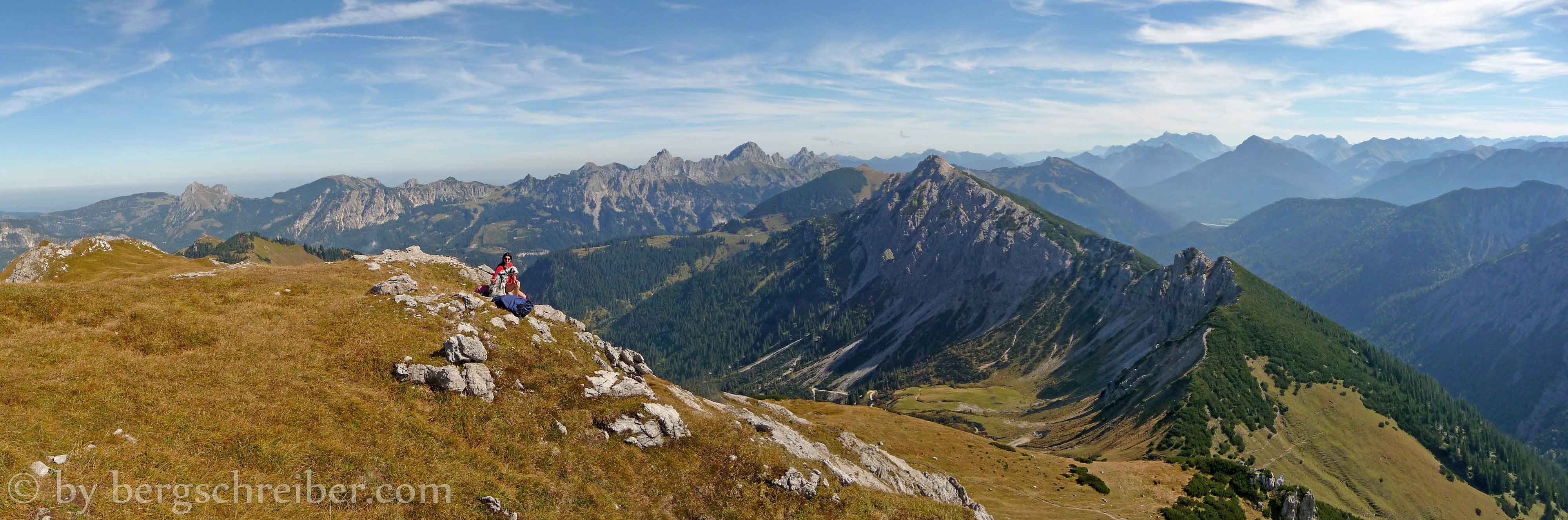 Sulzspitze Panorama Nordost von den Tannheimer Bergen zu Wetterstein, Miemingern und Lechtaler Alpen