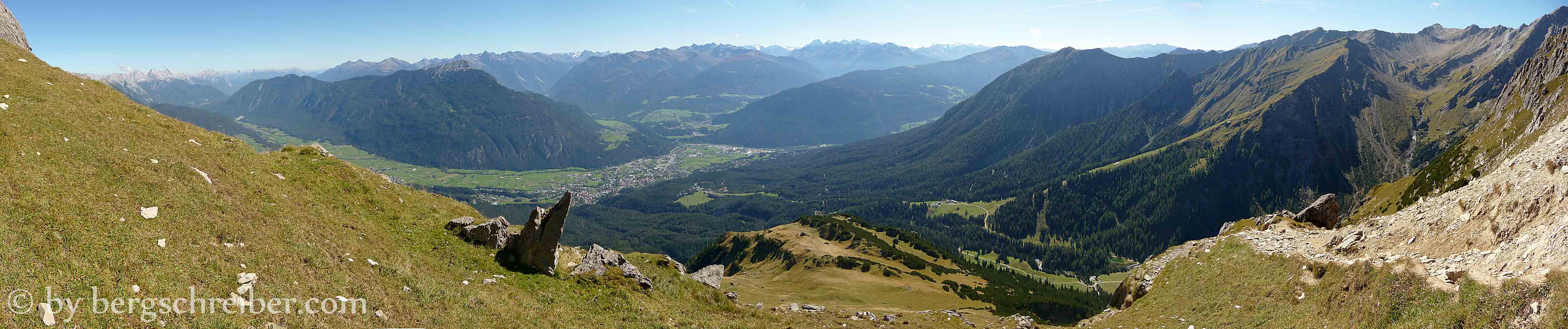 Platteinwiesen Panoramablick über 4 Täler und ein wahres Gipfelmeer